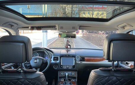 Volkswagen Touareg III, 2013 год, 2 890 000 рублей, 17 фотография