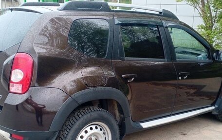 Renault Duster I рестайлинг, 2014 год, 900 000 рублей, 3 фотография