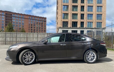 Toyota Camry, 2018 год, 2 720 000 рублей, 2 фотография