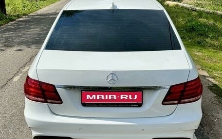 Mercedes-Benz E-Класс, 2013 год, 2 300 000 рублей, 4 фотография