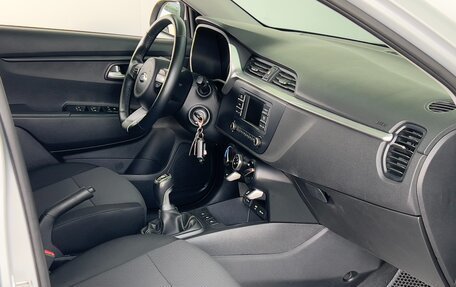 KIA Rio IV, 2021 год, 1 559 000 рублей, 14 фотография