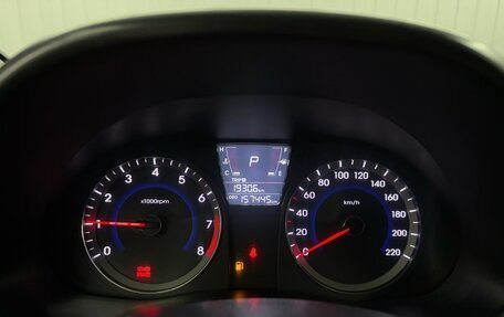 Hyundai Solaris II рестайлинг, 2011 год, 847 000 рублей, 10 фотография
