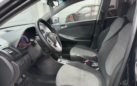 Hyundai Solaris II рестайлинг, 2011 год, 847 000 рублей, 18 фотография