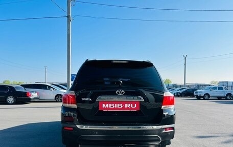 Toyota Highlander III, 2011 год, 1 499 999 рублей, 5 фотография