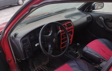 Nissan Primera II рестайлинг, 1992 год, 125 000 рублей, 1 фотография