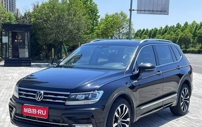 Volkswagen Tiguan II, 2021 год, 2 495 000 рублей, 1 фотография