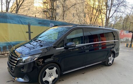 Mercedes-Benz V-Класс, 2025 год, 15 900 000 рублей, 4 фотография
