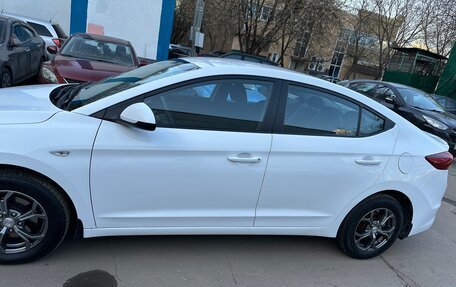 Hyundai Elantra VI рестайлинг, 2016 год, 1 550 000 рублей, 23 фотография
