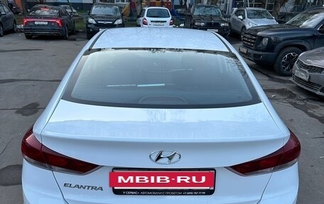 Hyundai Elantra VI рестайлинг, 2016 год, 1 550 000 рублей, 15 фотография