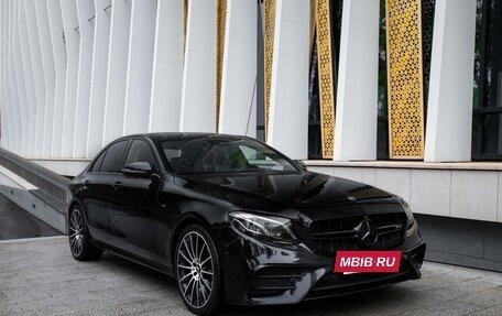 Mercedes-Benz E-Класс AMG, 2017 год, 4 700 000 рублей, 2 фотография