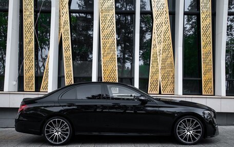 Mercedes-Benz E-Класс AMG, 2017 год, 4 700 000 рублей, 25 фотография