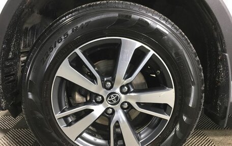 Toyota RAV4, 2018 год, 2 700 000 рублей, 11 фотография