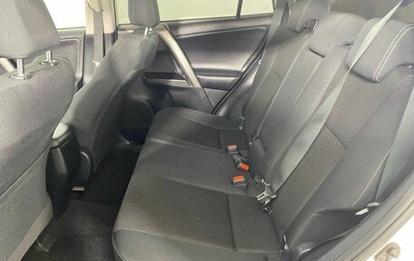 Toyota RAV4, 2018 год, 2 700 000 рублей, 7 фотография