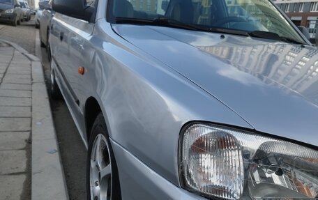 Hyundai Accent II, 2005 год, 300 000 рублей, 2 фотография