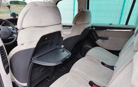 Citroen C4 Picasso II рестайлинг, 2007 год, 550 000 рублей, 14 фотография