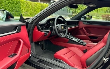 Porsche 911, 2021 год, 17 800 000 рублей, 24 фотография