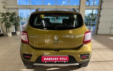 Renault Sandero II рестайлинг, 2015 год, 930 000 рублей, 4 фотография