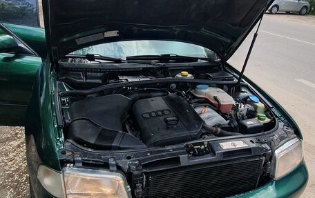 Audi A4, 1998 год, 330 000 рублей, 13 фотография