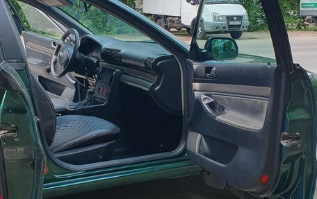 Audi A4, 1998 год, 330 000 рублей, 10 фотография