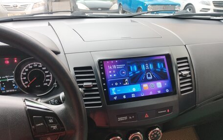 Mitsubishi Outlander III рестайлинг 3, 2011 год, 1 340 000 рублей, 9 фотография