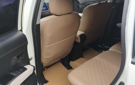 Mitsubishi Outlander III рестайлинг 3, 2011 год, 1 340 000 рублей, 14 фотография