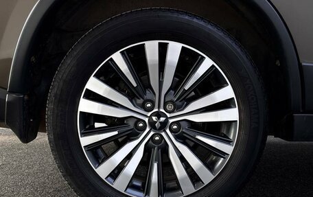 Mitsubishi Outlander III рестайлинг 3, 2019 год, 2 099 000 рублей, 22 фотография