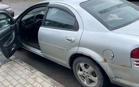 Dodge Stratus II, 2005 год, 185 000 рублей, 3 фотография