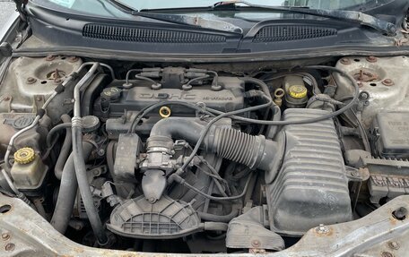 Dodge Stratus II, 2005 год, 185 000 рублей, 7 фотография