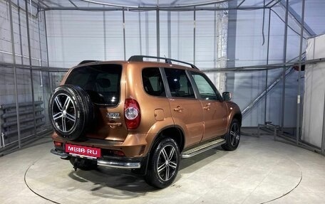 Chevrolet Niva I рестайлинг, 2017 год, 849 000 рублей, 6 фотография
