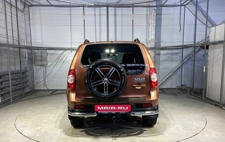 Chevrolet Niva I рестайлинг, 2017 год, 849 000 рублей, 7 фотография