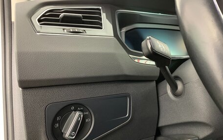 Volkswagen Tiguan II, 2020 год, 2 649 000 рублей, 9 фотография
