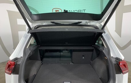 Volkswagen Tiguan II, 2020 год, 2 649 000 рублей, 18 фотография