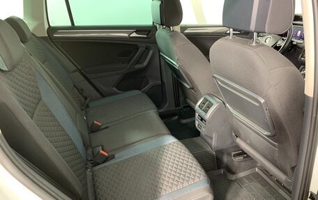 Volkswagen Tiguan II, 2020 год, 2 649 000 рублей, 16 фотография