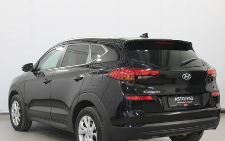 Hyundai Tucson III, 2019 год, 2 390 000 рублей, 6 фотография