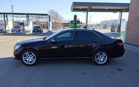 Mercedes-Benz E-Класс, 2011 год, 1 450 000 рублей, 2 фотография