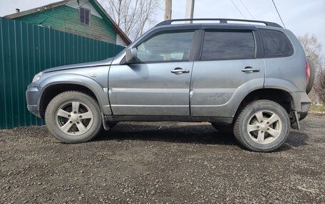 Chevrolet Niva I рестайлинг, 2010 год, 475 000 рублей, 9 фотография