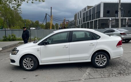 Volkswagen Polo VI (EU Market), 2013 год, 680 000 рублей, 2 фотография