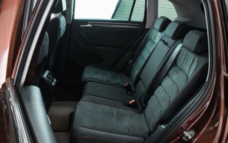 Volkswagen Tiguan II, 2021 год, 3 199 000 рублей, 9 фотография
