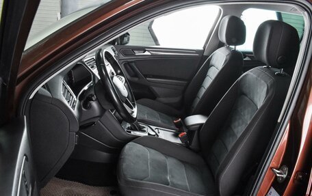 Volkswagen Tiguan II, 2021 год, 3 199 000 рублей, 10 фотография
