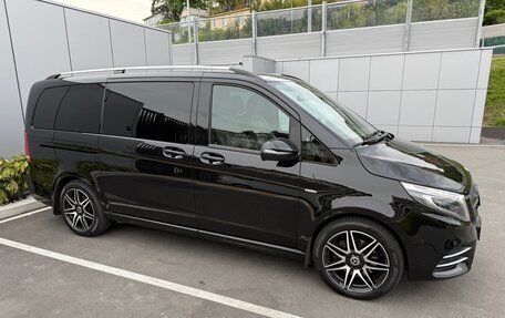 Mercedes-Benz V-Класс, 2017 год, 4 900 000 рублей, 6 фотография