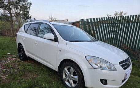 KIA cee'd I рестайлинг, 2009 год, 695 000 рублей, 2 фотография