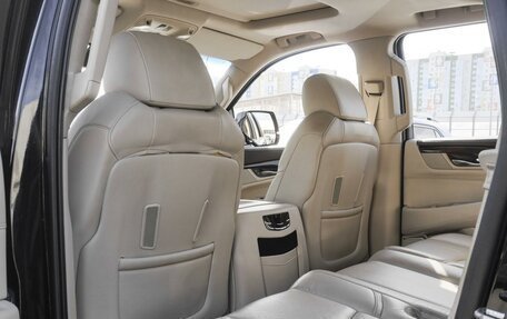 Cadillac Escalade IV, 2015 год, 5 219 000 рублей, 13 фотография