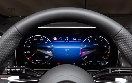 Mercedes-Benz GLC, 2024 год, 11 000 000 рублей, 12 фотография