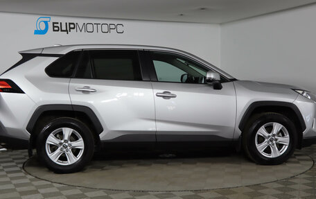 Toyota RAV4, 2021 год, 2 999 990 рублей, 4 фотография