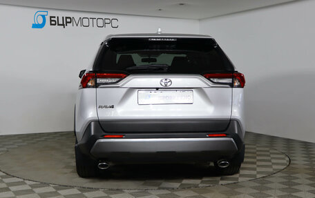 Toyota RAV4, 2021 год, 2 999 990 рублей, 6 фотография