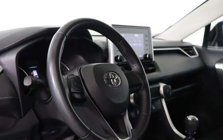 Toyota RAV4, 2021 год, 2 999 990 рублей, 9 фотография