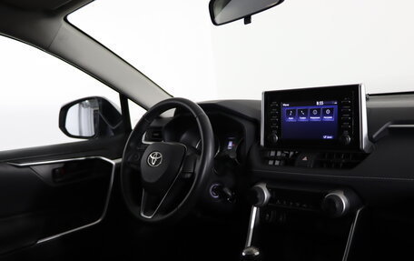 Toyota RAV4, 2021 год, 2 999 990 рублей, 13 фотография