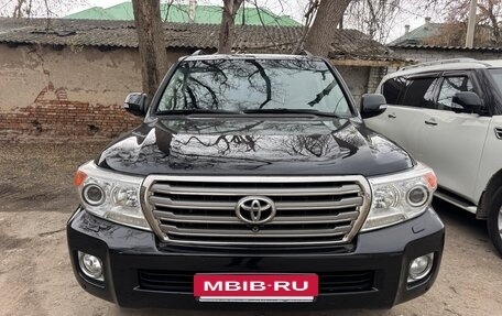 Toyota Land Cruiser 200, 2012 год, 3 400 000 рублей, 17 фотография