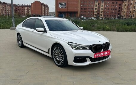 BMW 7 серия, 2016 год, 3 850 000 рублей, 2 фотография