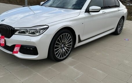 BMW 7 серия, 2016 год, 3 850 000 рублей, 12 фотография